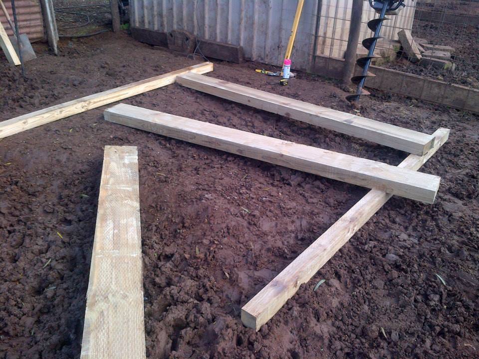 The start of a 2.4m x 4.8m farrowing shed.